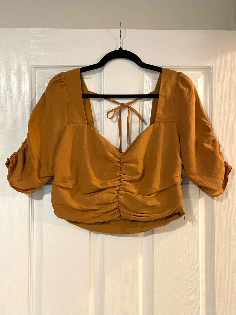 Forever 21 Rust-Orange Puff Sleeve Ruched Crop Top